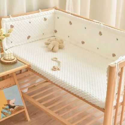 Tour de lit bébé